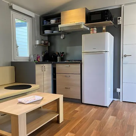 Kamp alanı Mobil-home 3 Etoiles 6 Couchages Climatise Avec Piscine Chauffee *