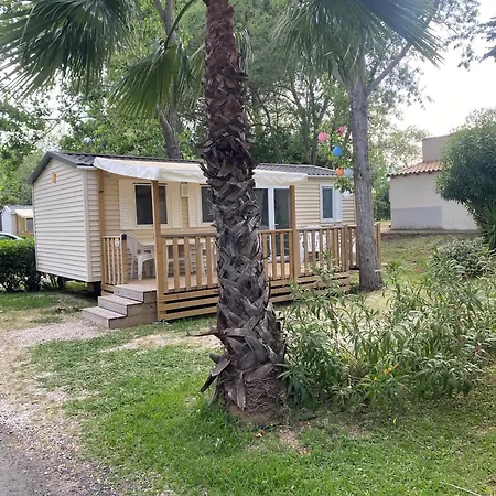 Mobil-home 3 Etoiles 6 Couchages Climatise Avec Piscine Chauffee * Agde